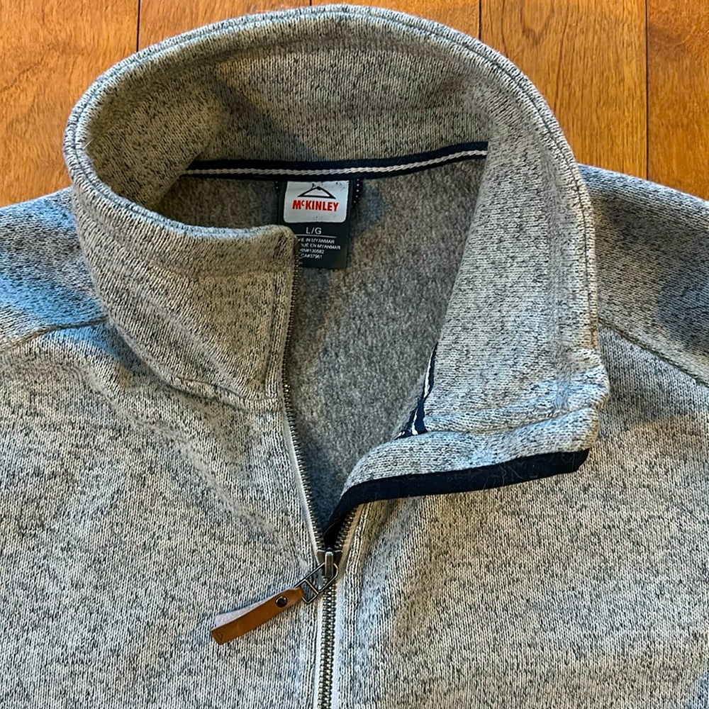 McKinley Large zip up sweater